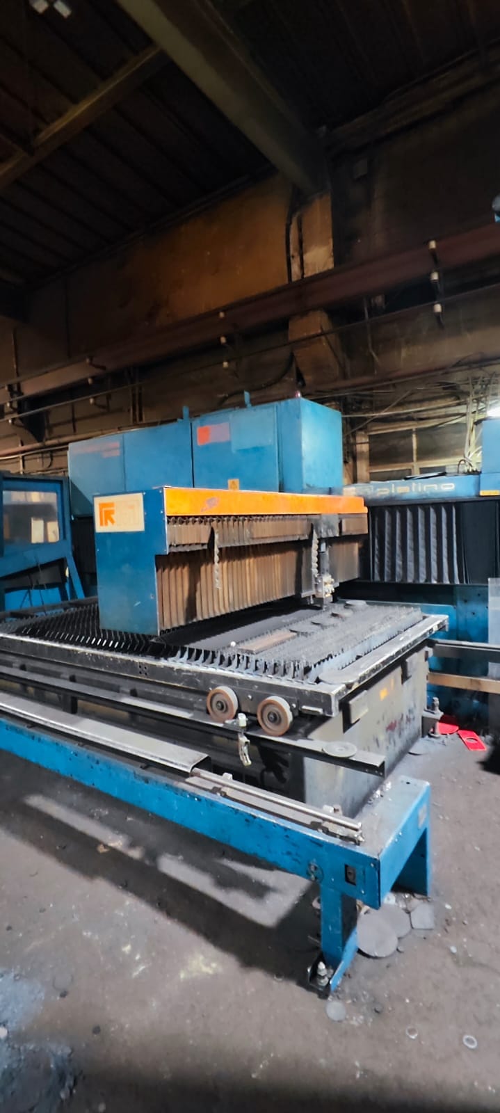 Завод металлоконструкций станок резка